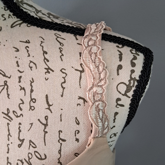 Paramour Women Size 34H T-Shirt Bra Lissa Embroidered Strap Detail Cream - Picture 4 of 8